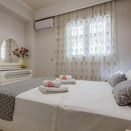 Eleni's Ground Floor * Alykanas (Zakynthos)