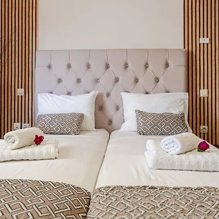 Eleni's Ground Floor Apartamento